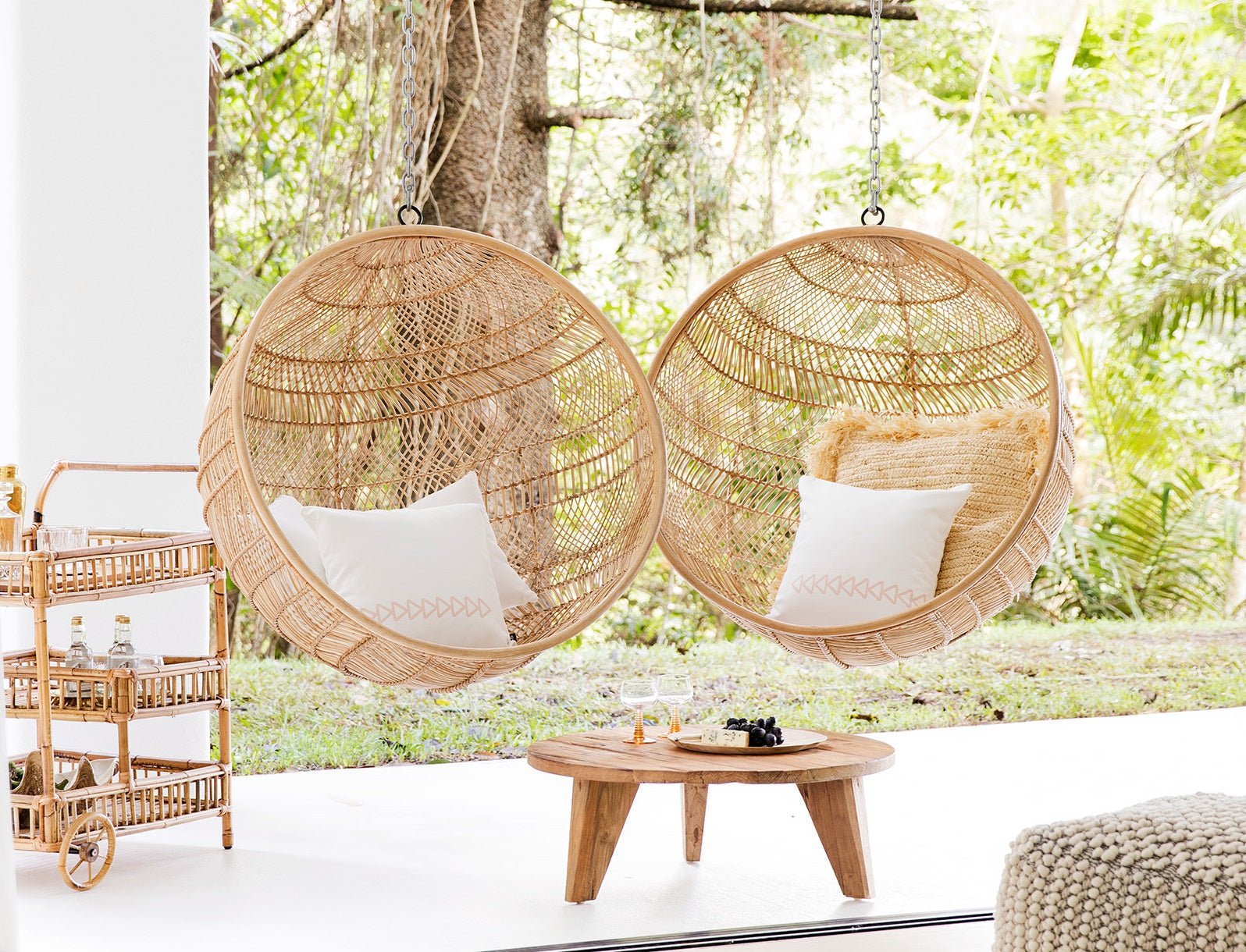 SEATING | HANGING CHAIRS - Green Design Gallery