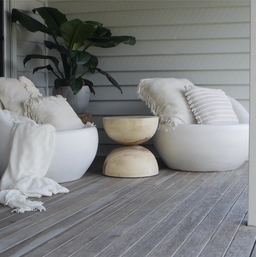 SANTORINI RESIN CHAIR - Green Design Gallery