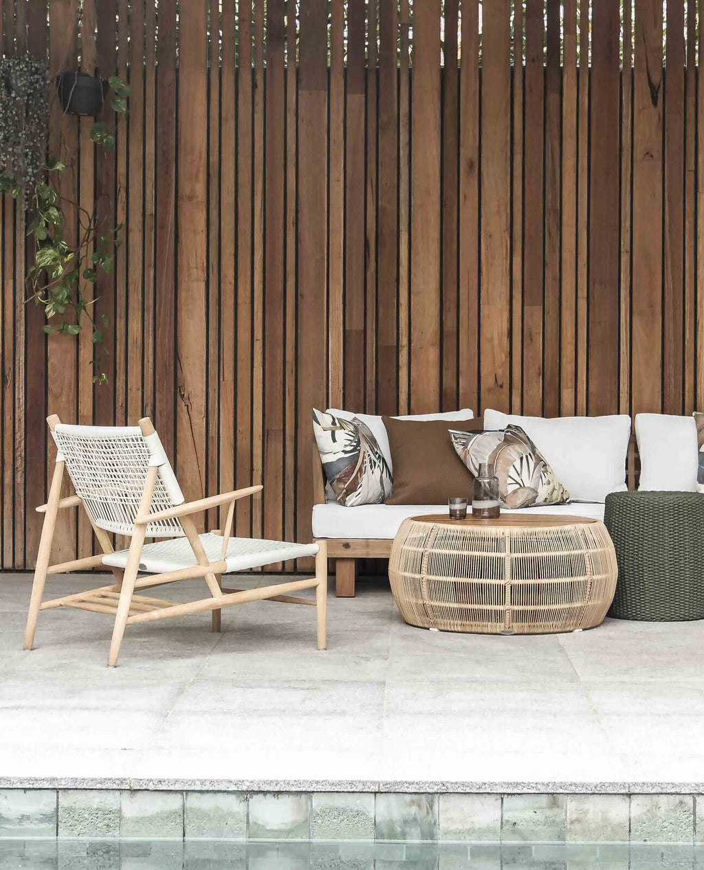 AERO OUTDOOR LOUNGE CHAIR | NATURAL-WHITEWASH - Green Design Gallery