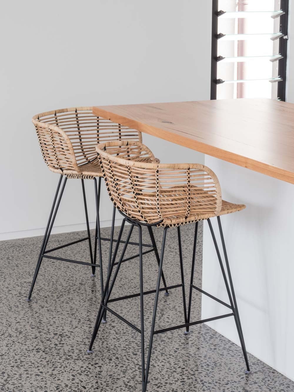 ANNA BARCHAIR / RATTAN + BLACK FRAME - Green Design Gallery