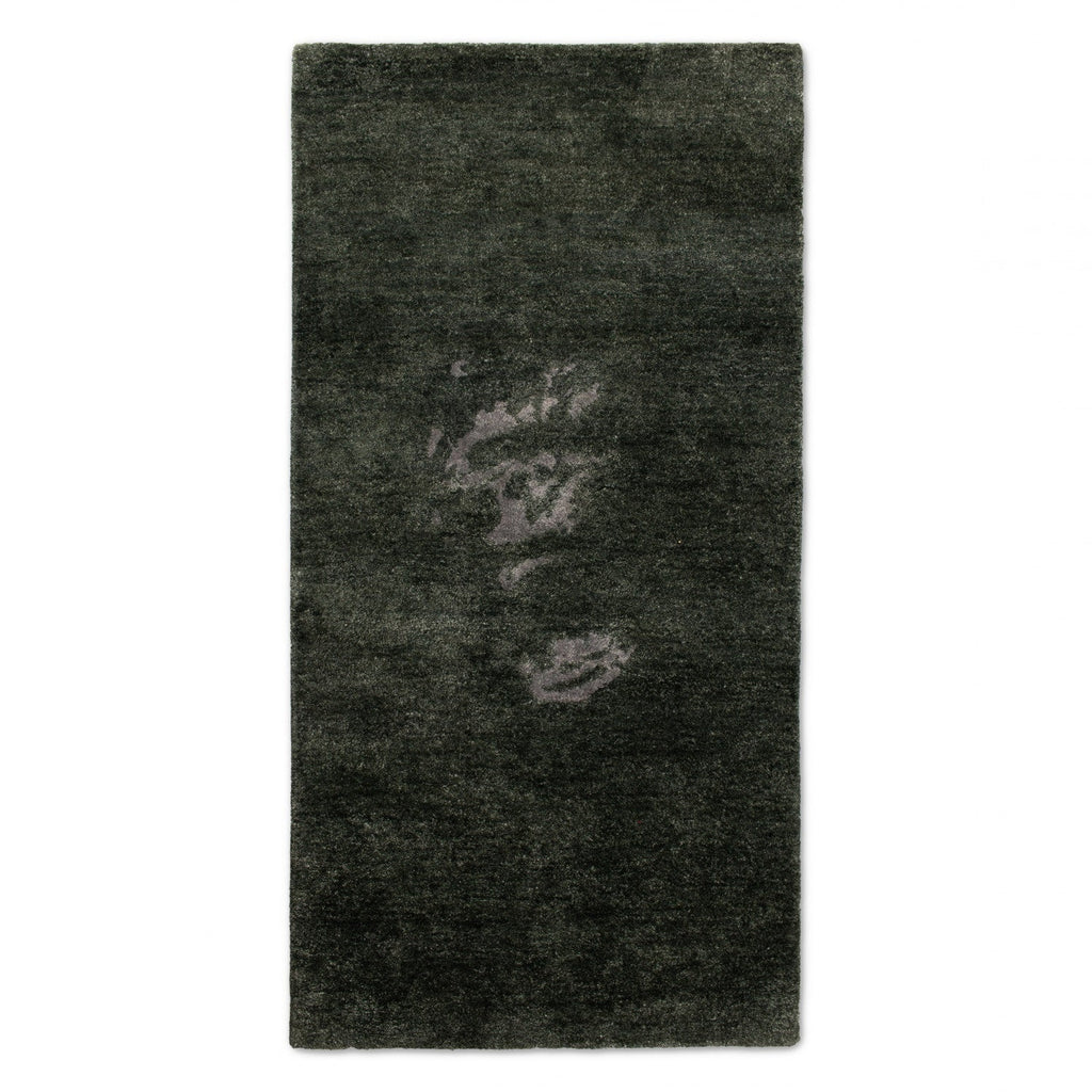 BAMBOO SILK RUG / JUNGLE GORILLA / 10% TO ANIMAL PROTECTION CHARITY - Green Design Gallery