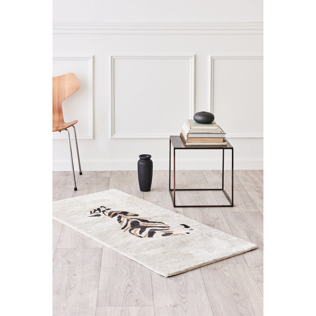 BAMBOO SILK RUG / JUNGLE TIGER / 10% TO ANIMAL PROTECTION CHARITY - Green Design Gallery