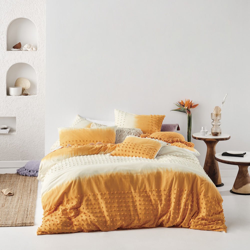 CASA SIDE TABLE LOW / WHITE MARBLE TOP - Green Design Gallery