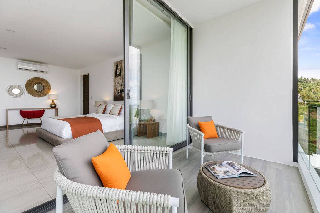 CATALAN LOUNGE CHAIR / SANDSTONE - DOVE GREY - WHITE (INDOOR-OUTDOOR) - Green Design Gallery