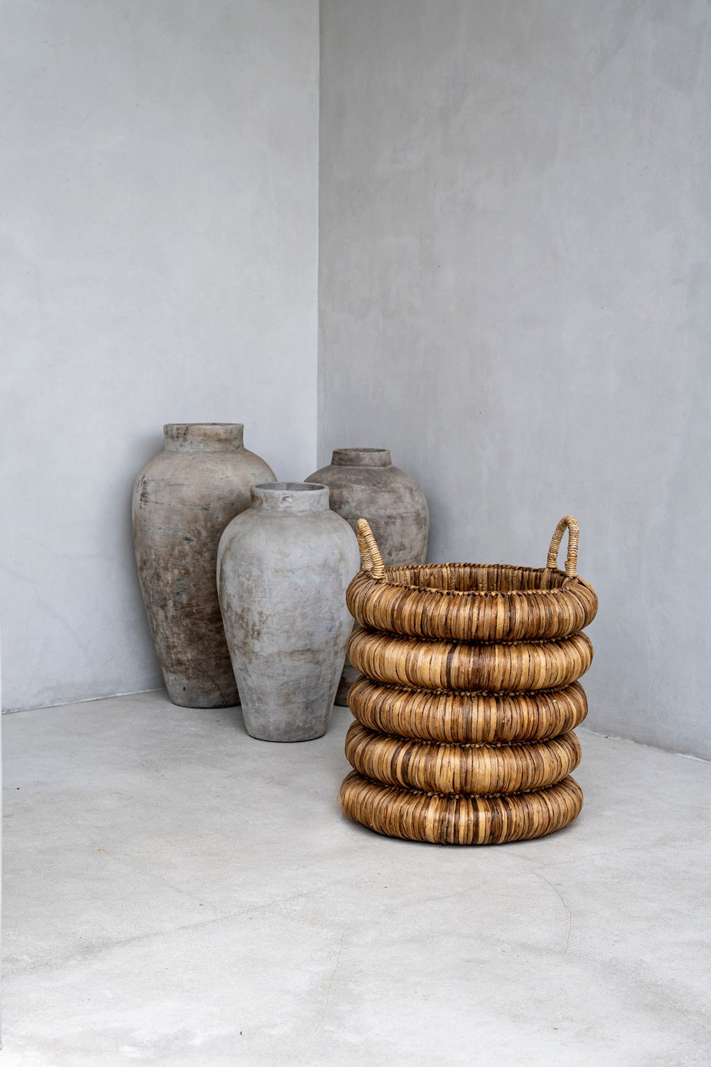 CHUNKY BASKET WITH HANDLES | WATER HYACINTH | LARGE - Green Design Gallery