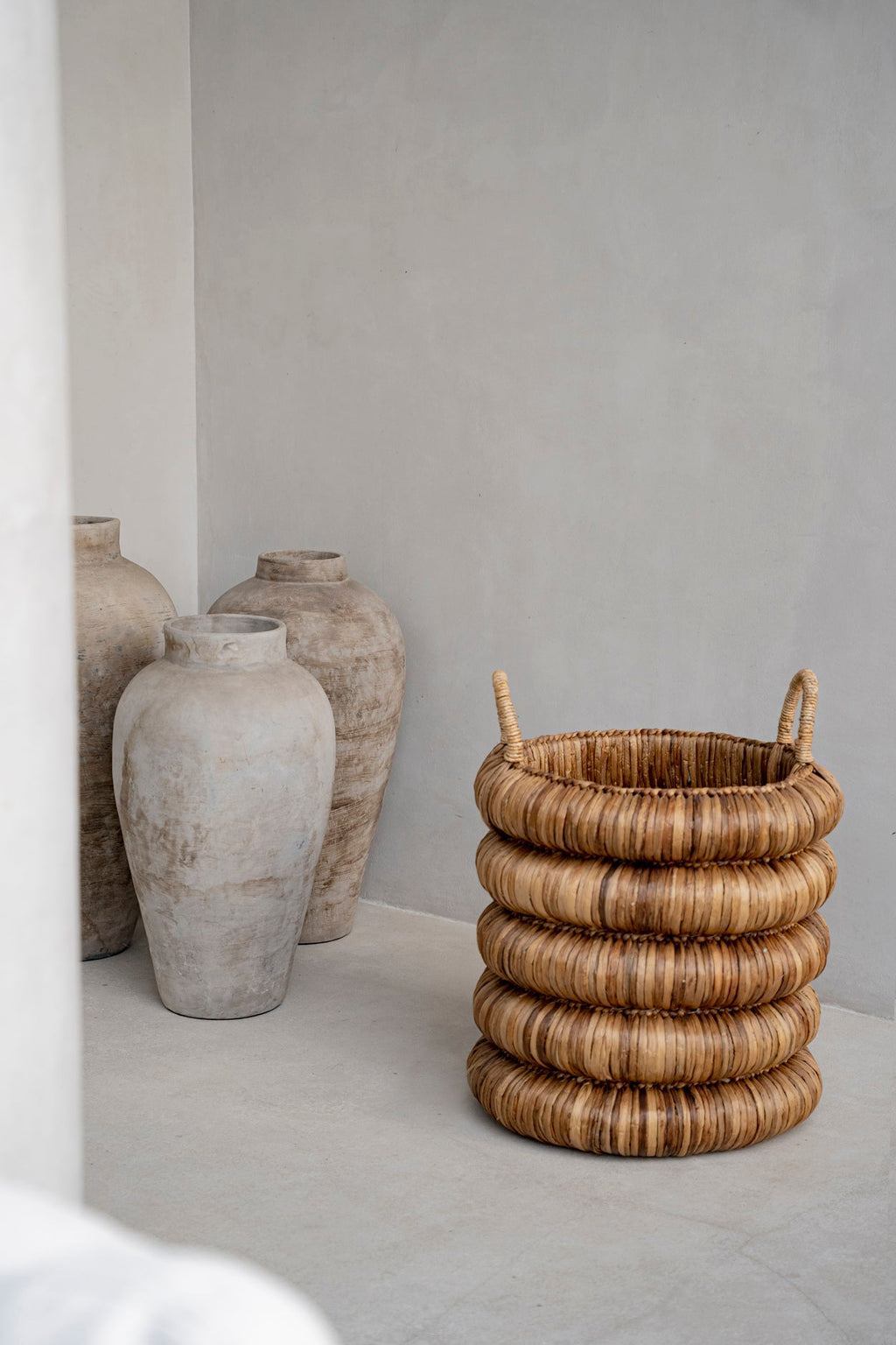 CHUNKY BASKET WITH HANDLES | WATER HYACINTH | LARGE - Green Design Gallery