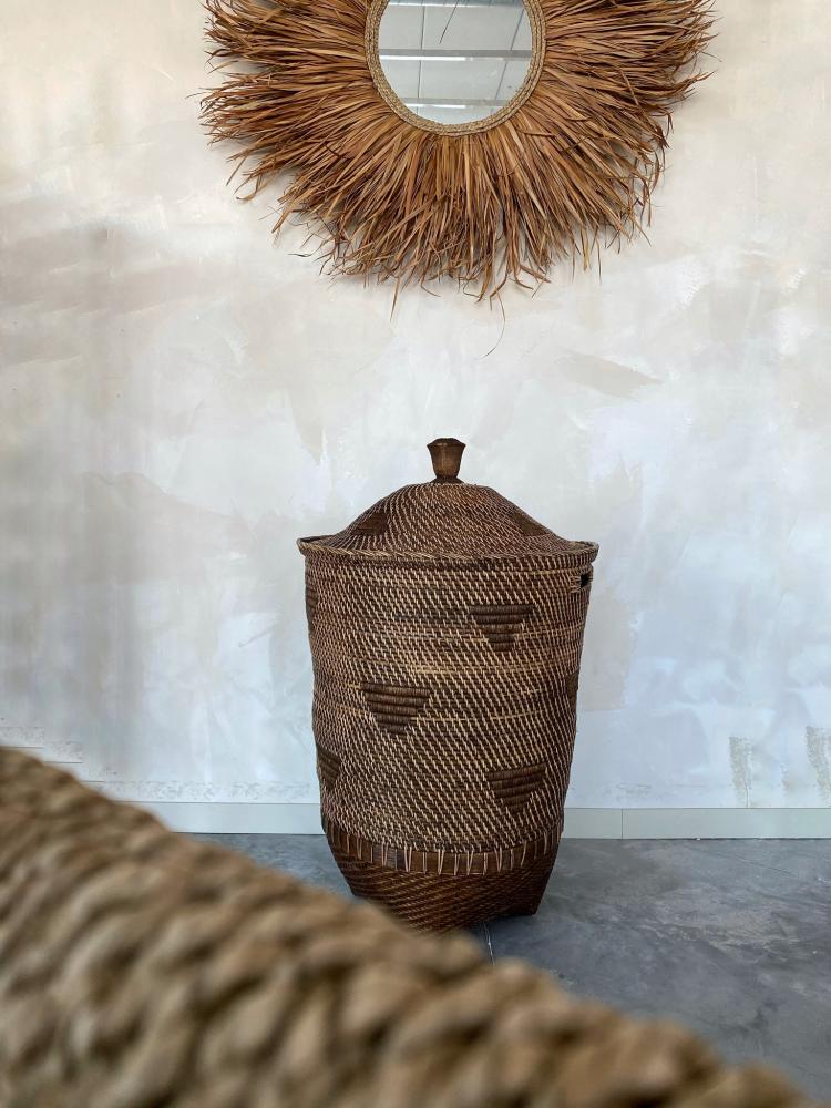 COLONIAL LAUNDRY BASKET WITH LID | NATURAL | XL - Green Design Gallery