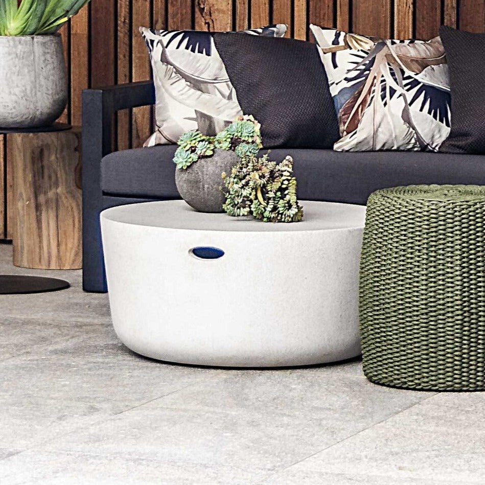 CURVE COFFEE TABLE | WHITE | IN-OUTDOOR - Green Design Gallery