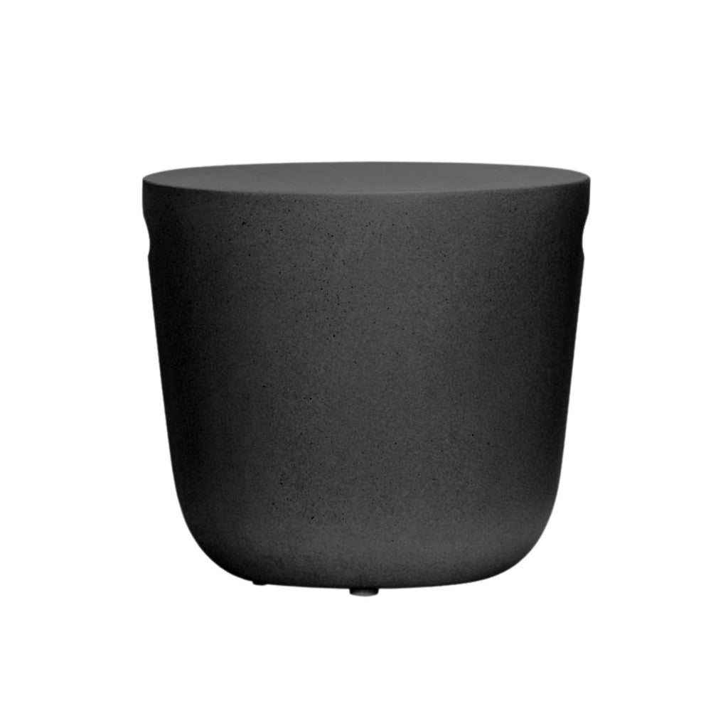 CURVE FIBERGLASS SIDE TABLE | BLACK | IN-OUTDOOR - Green Design Gallery