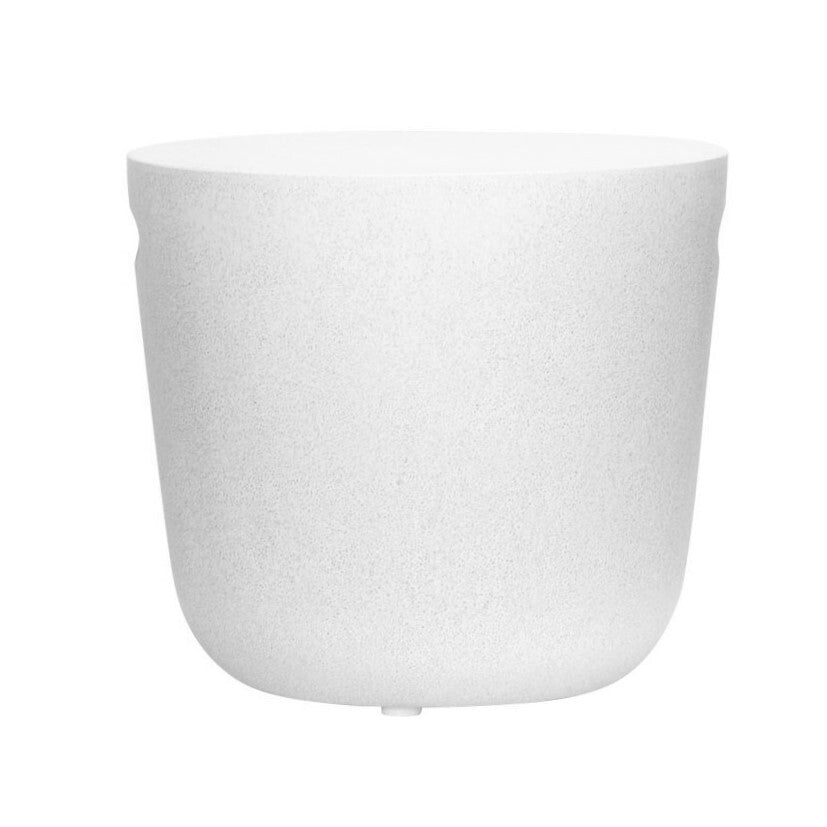 CURVE FIBERGLASS SIDE TABLE | WHITE | IN-OUTDOOR - Green Design Gallery