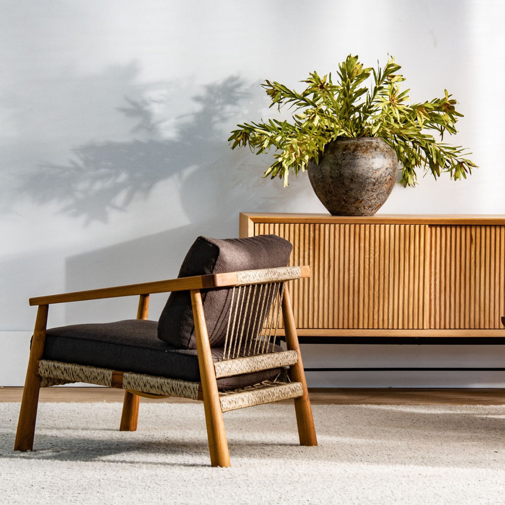 DILLON LOUNGE CHAIR - Green Design Gallery