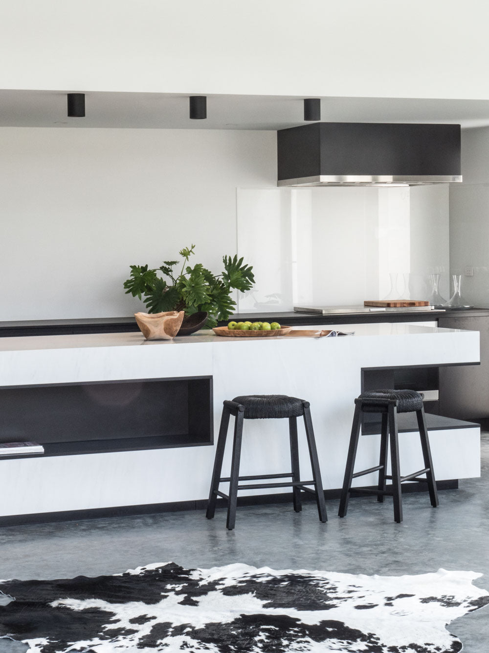 FLOAT HOLE BARCHAIR | BLACK | 2 HEIGHTS - Green Design Gallery