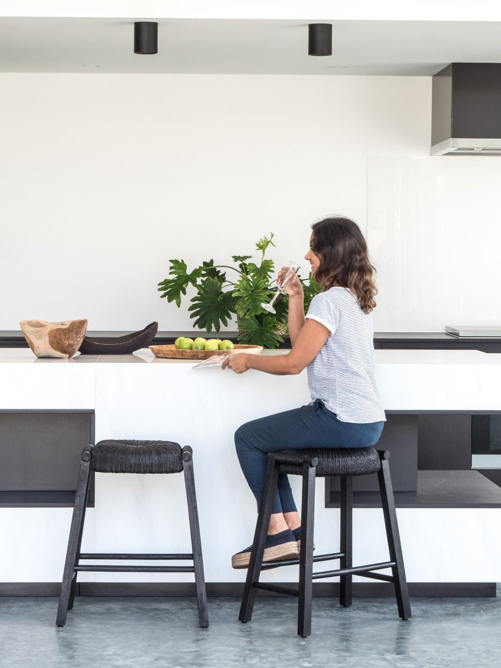 FLOAT HOLE BARCHAIR | BLACK | 2 HEIGHTS - Green Design Gallery