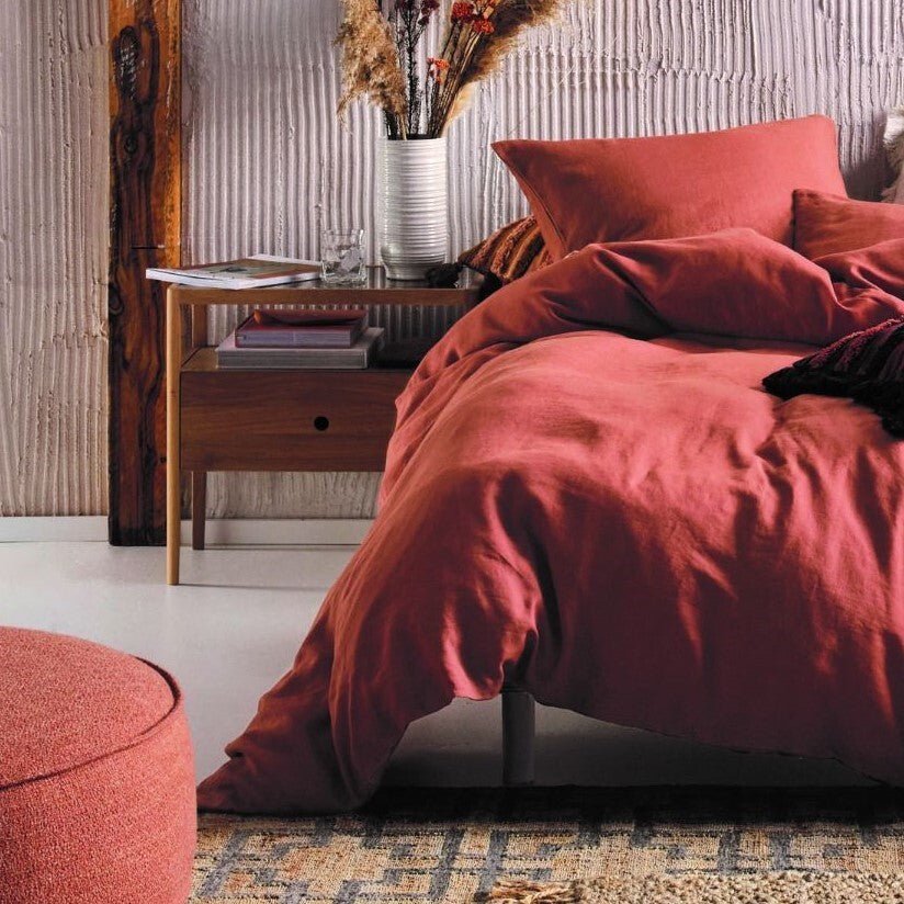 FLYNN (BED)SIDE TABLE | NATURAL OAK - Green Design Gallery