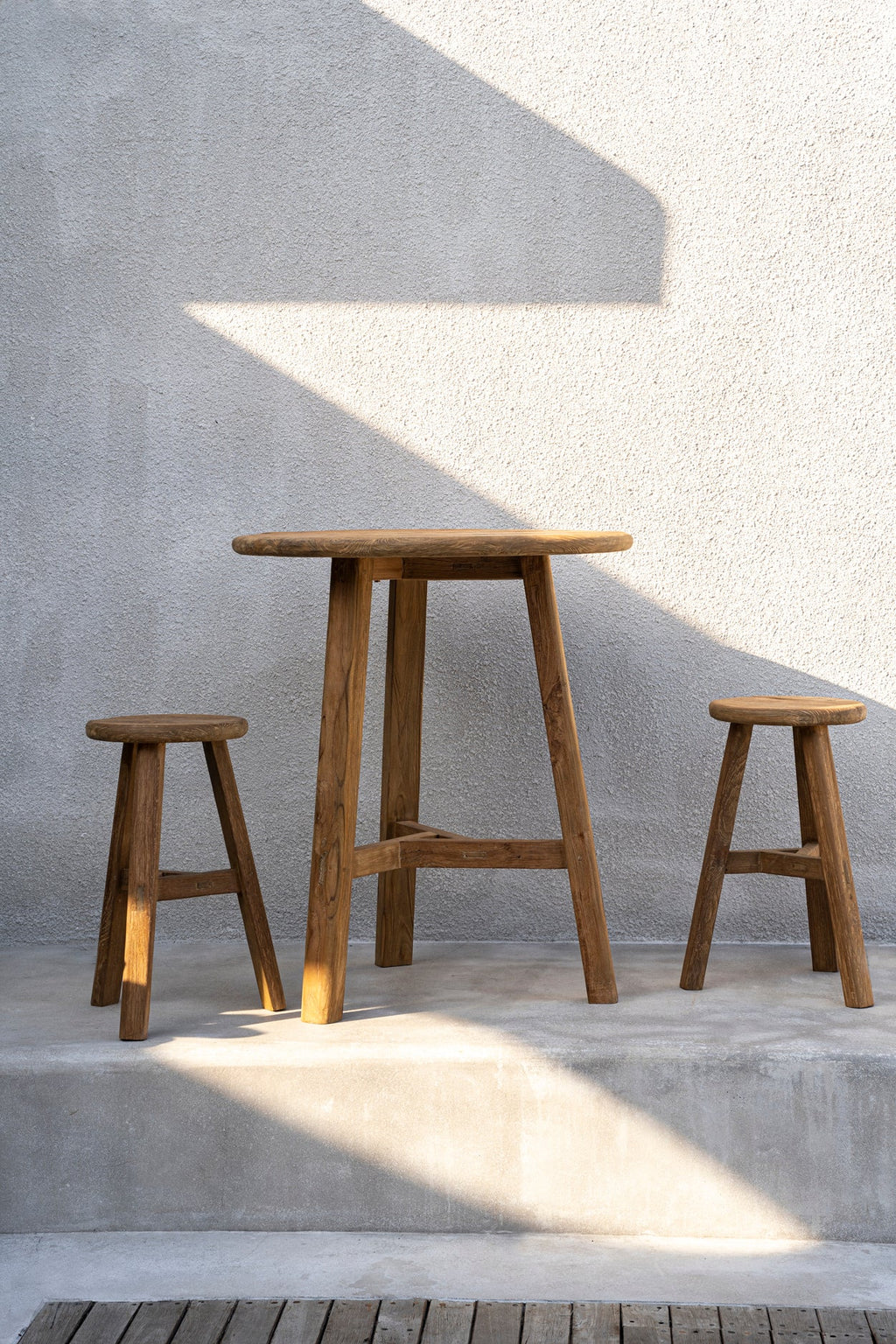 FUSUMA BAR STOOL | RECLAIMED TEAK | IN-OUTDOORS - Green Design Gallery