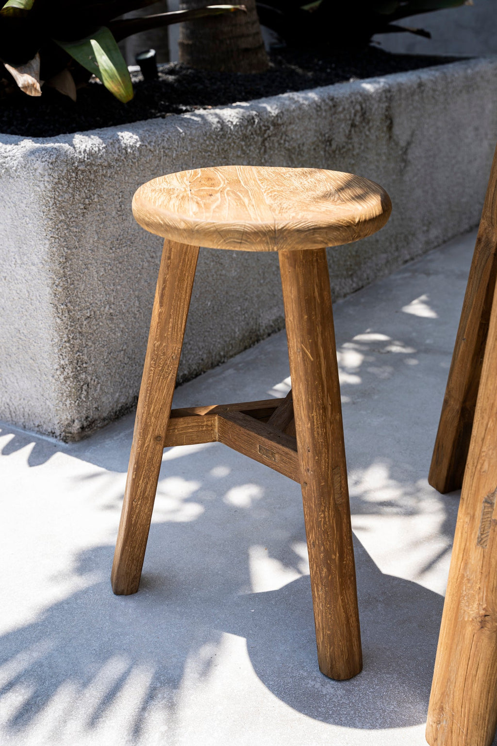 FUSUMA BAR STOOL | RECLAIMED TEAK | IN-OUTDOORS - Green Design Gallery