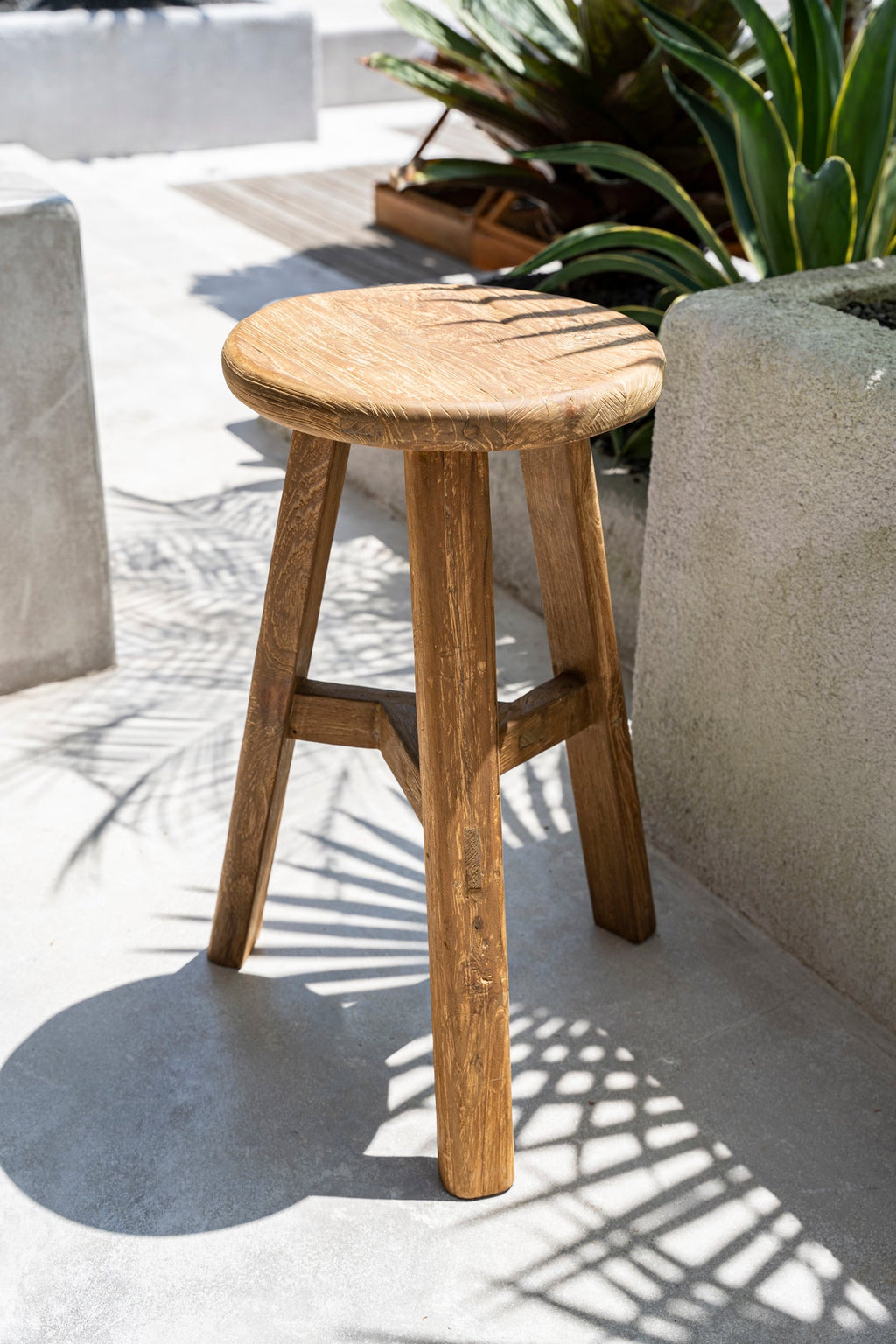 FUSUMA BAR STOOL | RECLAIMED TEAK | IN-OUTDOORS - Green Design Gallery
