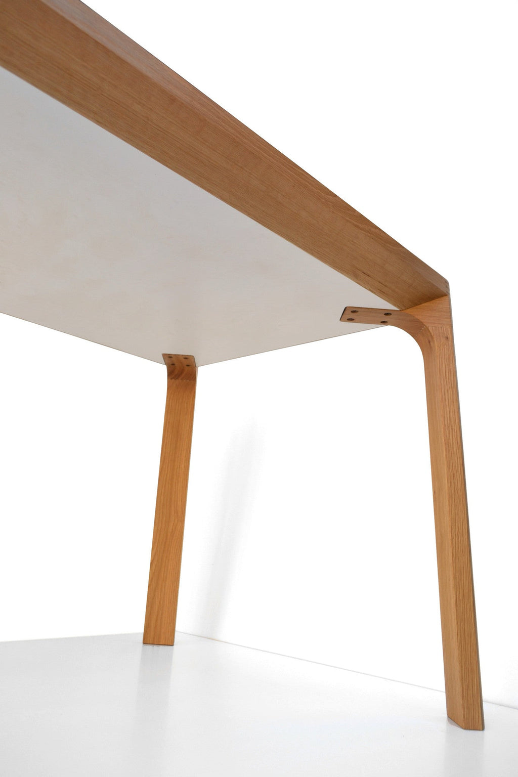 Giro Table | Desk - Green Design Gallery