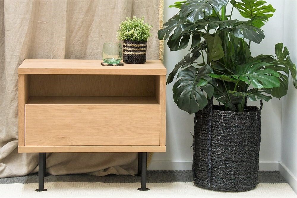 HANNON (BED)SIDE TABLE / OAK - Green Design Gallery