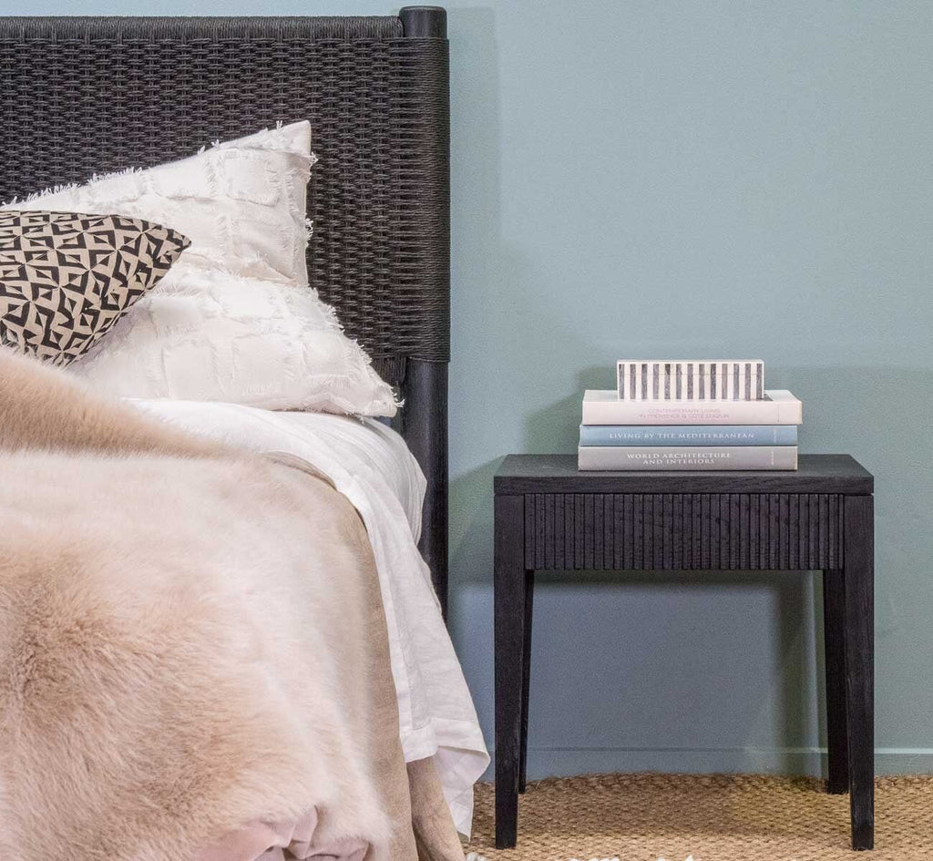 ICELAND (BED)SIDE TABLE | CHARCOAL - Green Design Gallery