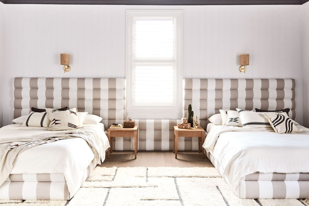 ICELAND (BED)SIDE TABLE | NATURAL - Green Design Gallery