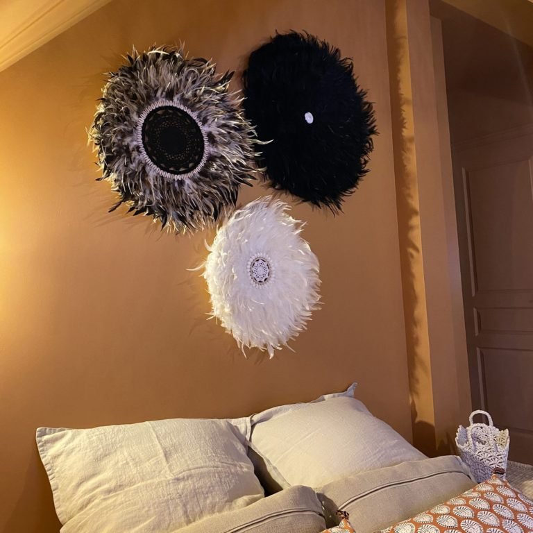 KAPAU WALL DECOR | FEATHER + SEASHELL | NATURAL - Green Design Gallery