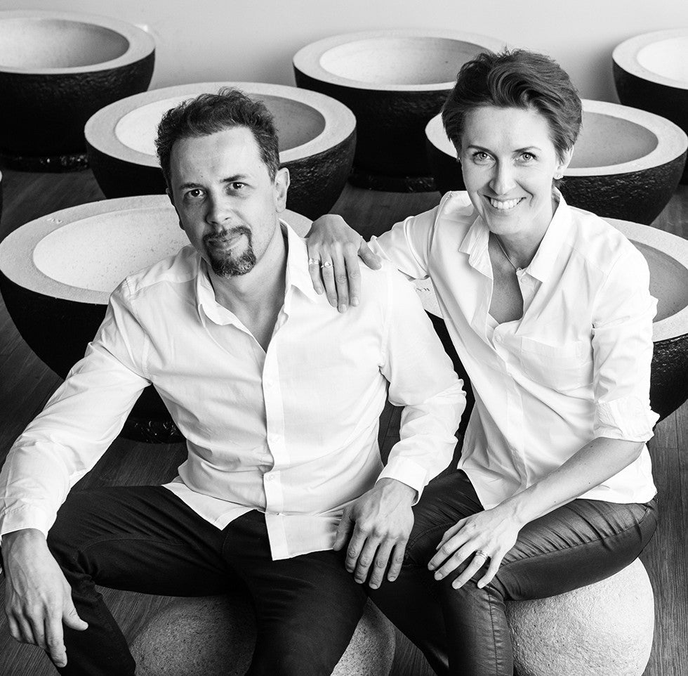 Kolona Vase / Flower Pot - Green Design Gallery