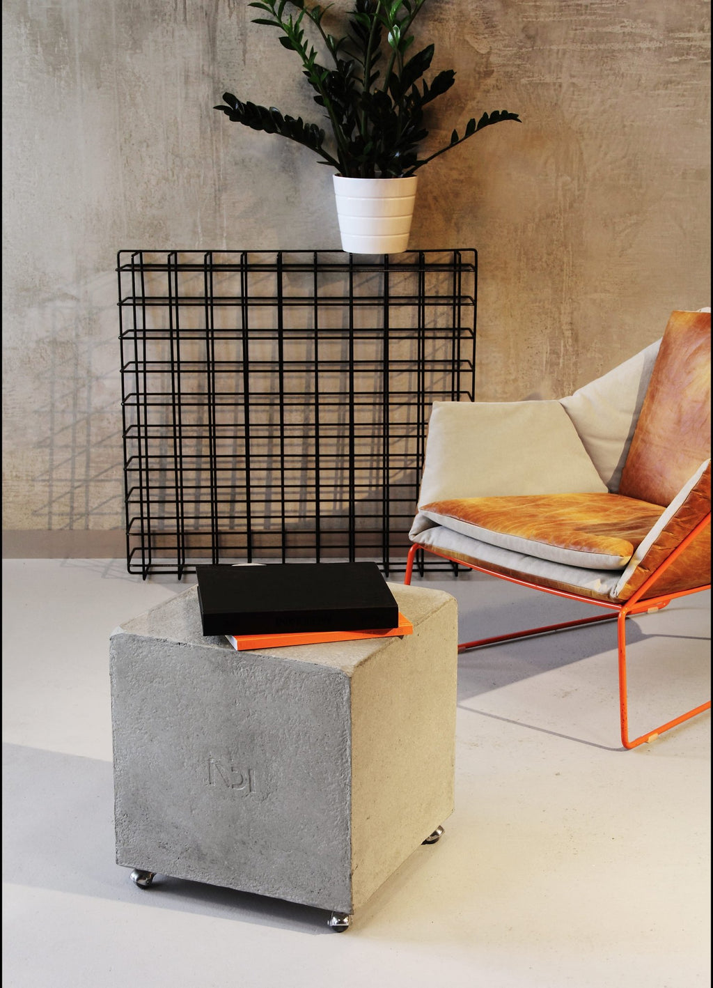 Kvadro Stool | Side Table - Green Design Gallery