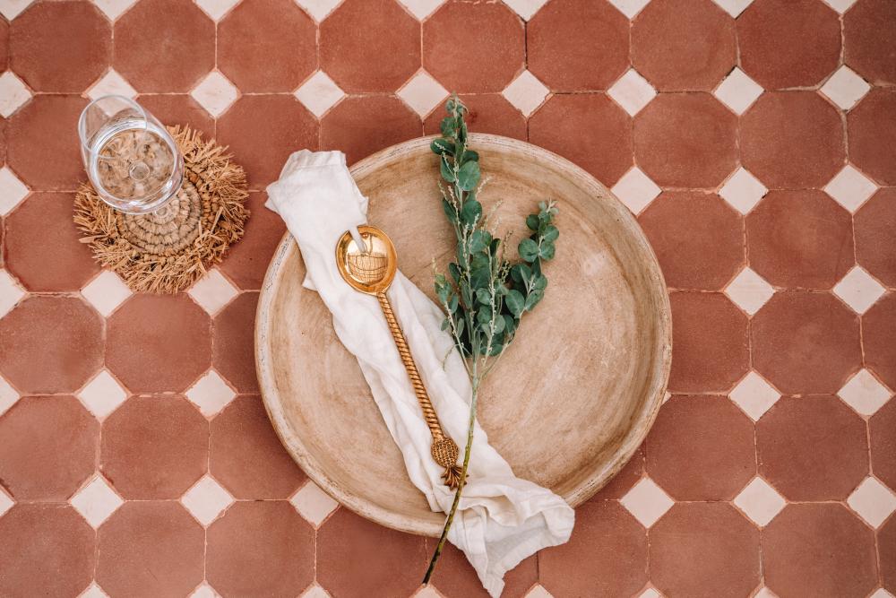 LINEN TABLECLOTH + NAPKINS | WHITE | 180 X 300 CM - Green Design Gallery