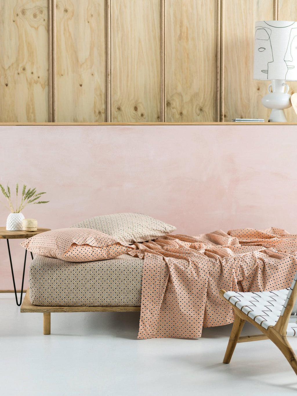 LOGAN SIDE TABLE / RECYCLED TEAK - Green Design Gallery