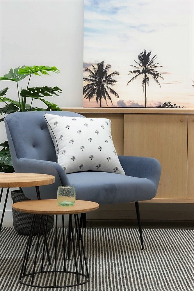 LOGAN SIDE TABLE / RECYCLED TEAK - Green Design Gallery