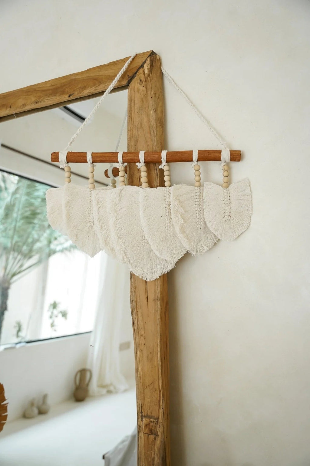 MACRAME FEATHERS WALL ART | WHITE - Green Design Gallery