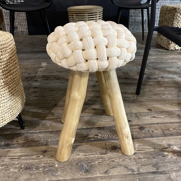MAKUSSAR TEAK STOOL - Green Design Gallery