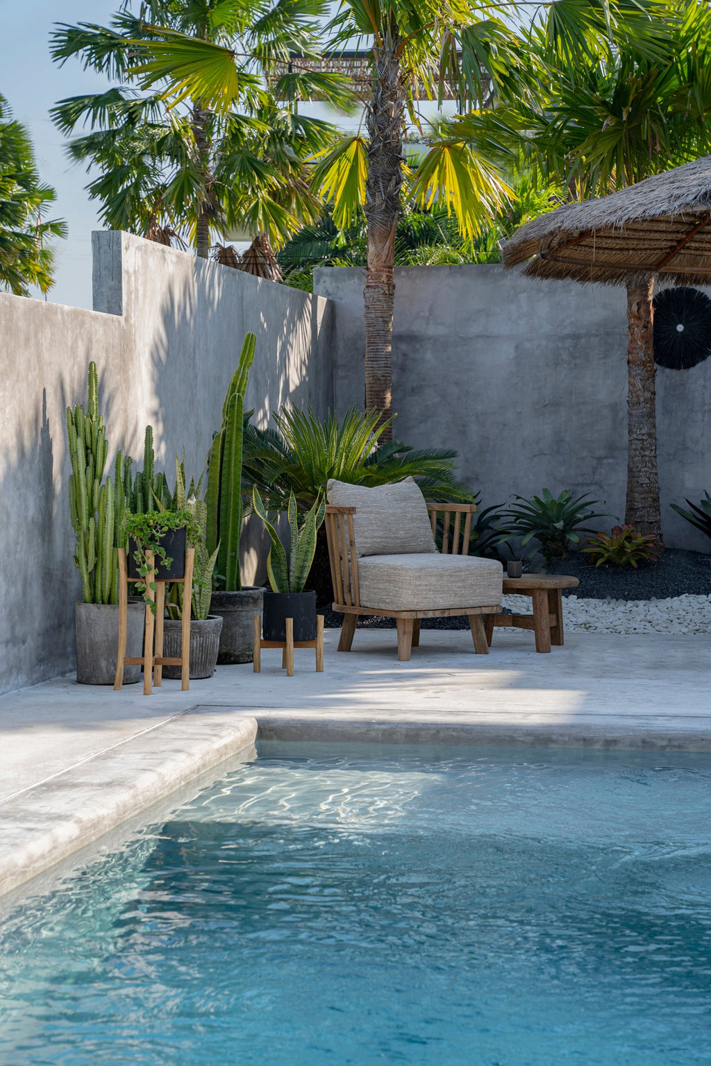 MALAWI ONE-SEATER SOFA CHAIR | BEIGE | RECLAIMED TEAK | IN-OUTDOORS - Green Design Gallery