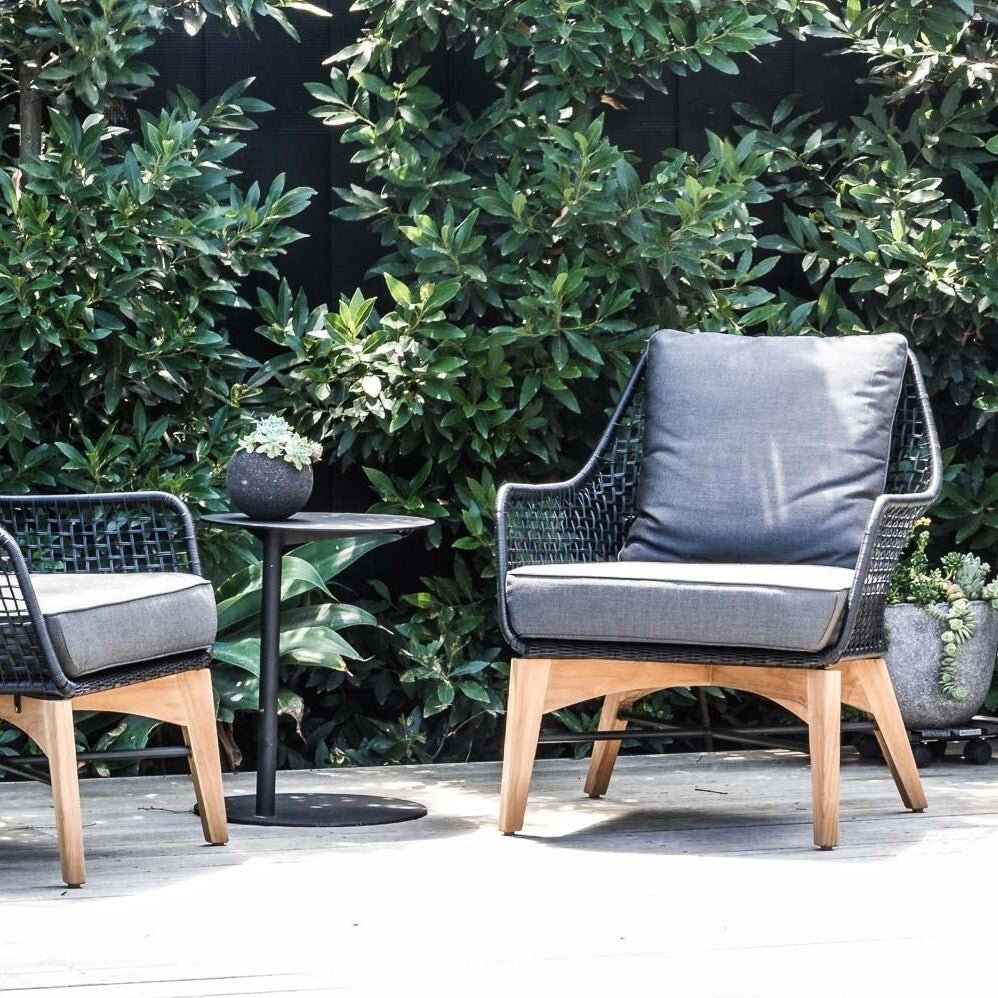 MAXUM OUTDOOR LOUNGE CHAIR - Green Design Gallery