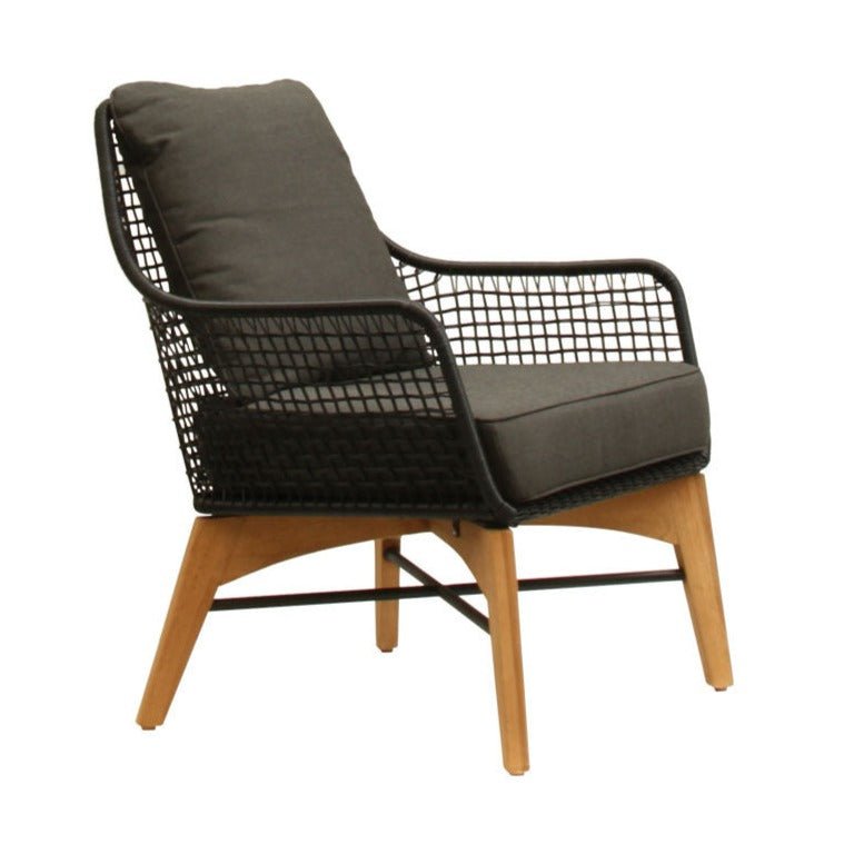 MAXUM OUTDOOR LOUNGE CHAIR - Green Design Gallery