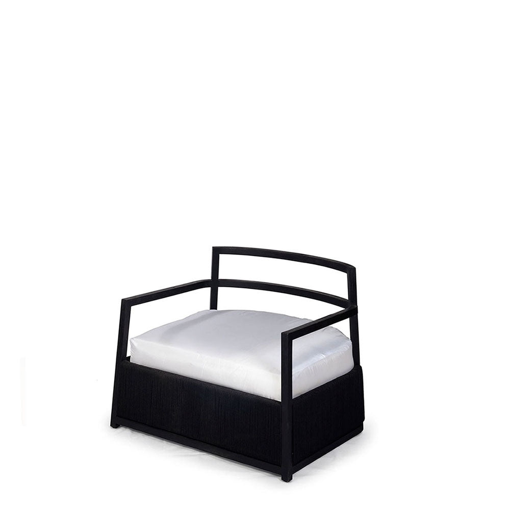 MINERVA LOUNGE CHAIR / BLACK - Green Design Gallery