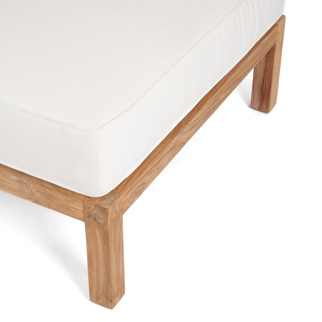 MOYO OTTOMAN | WHITE | IN-OUTDOORS - Green Design Gallery