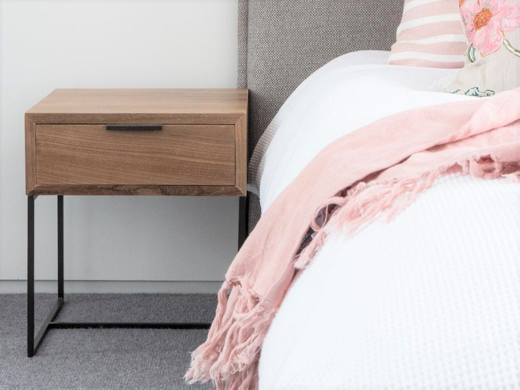 NOAH (BED)SIDE TABLE | NATURAL RECLAIMED TEAK + BLACK - Green Design Gallery