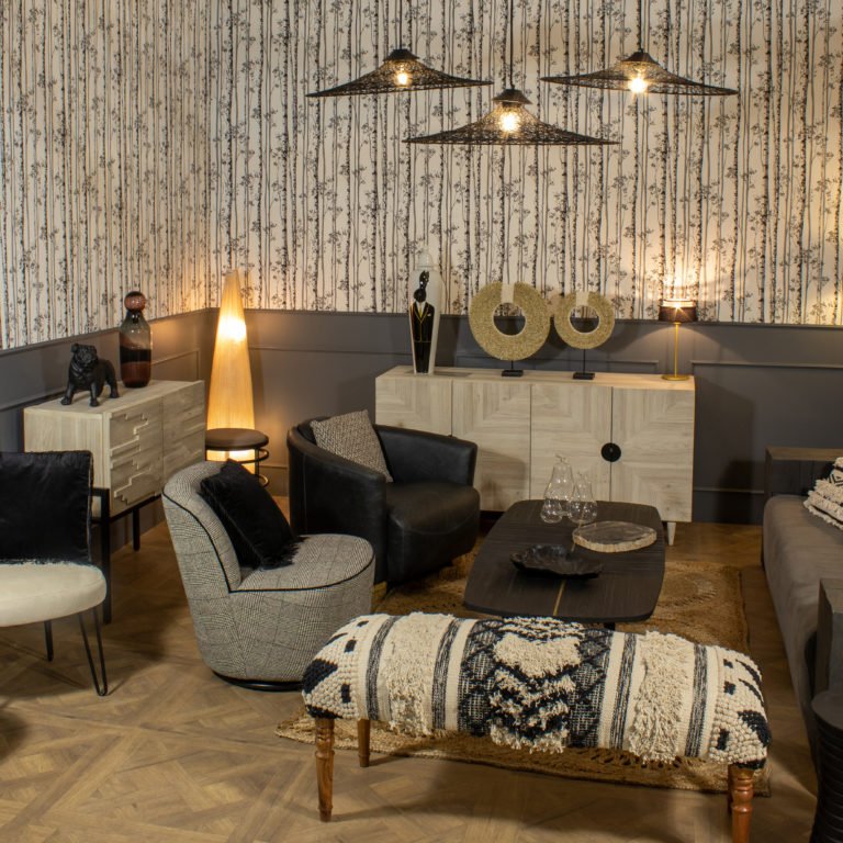 POROK COWHIDE LEATHER ARMCHAIR | BLACK - Green Design Gallery