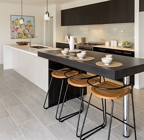 POTATO BARCHAIR / OAK + BLACK LEGS - Green Design Gallery