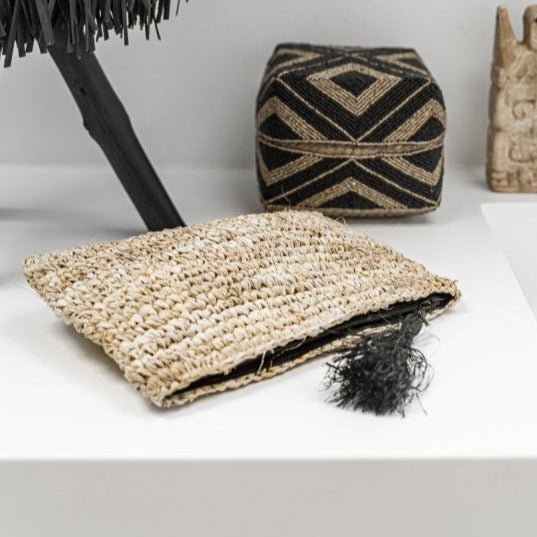 RAFFIA CLUTCH WITH ZIPPER | NATURAL | FAIR TRADE - Green Design Gallery