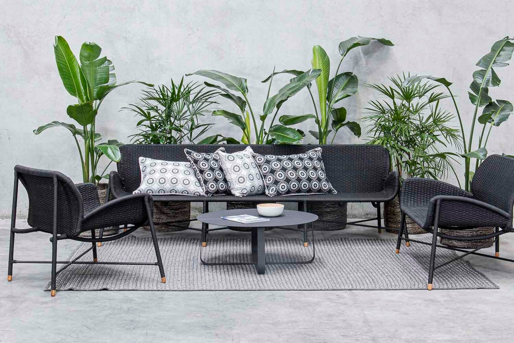 RAIN LOUNGE ARMCHAIR / 4 COLOR CHOICES (INDOOR-OUTDOOR) - Green Design Gallery