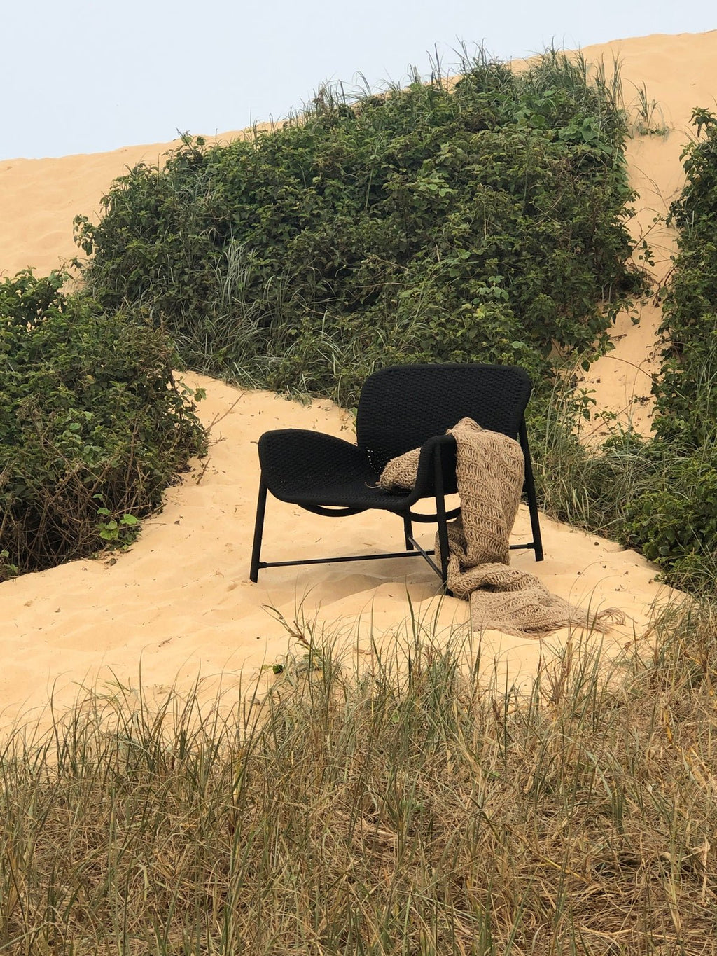 RAIN LOUNGE ARMCHAIR / 4 COLOR CHOICES (INDOOR-OUTDOOR) - Green Design Gallery