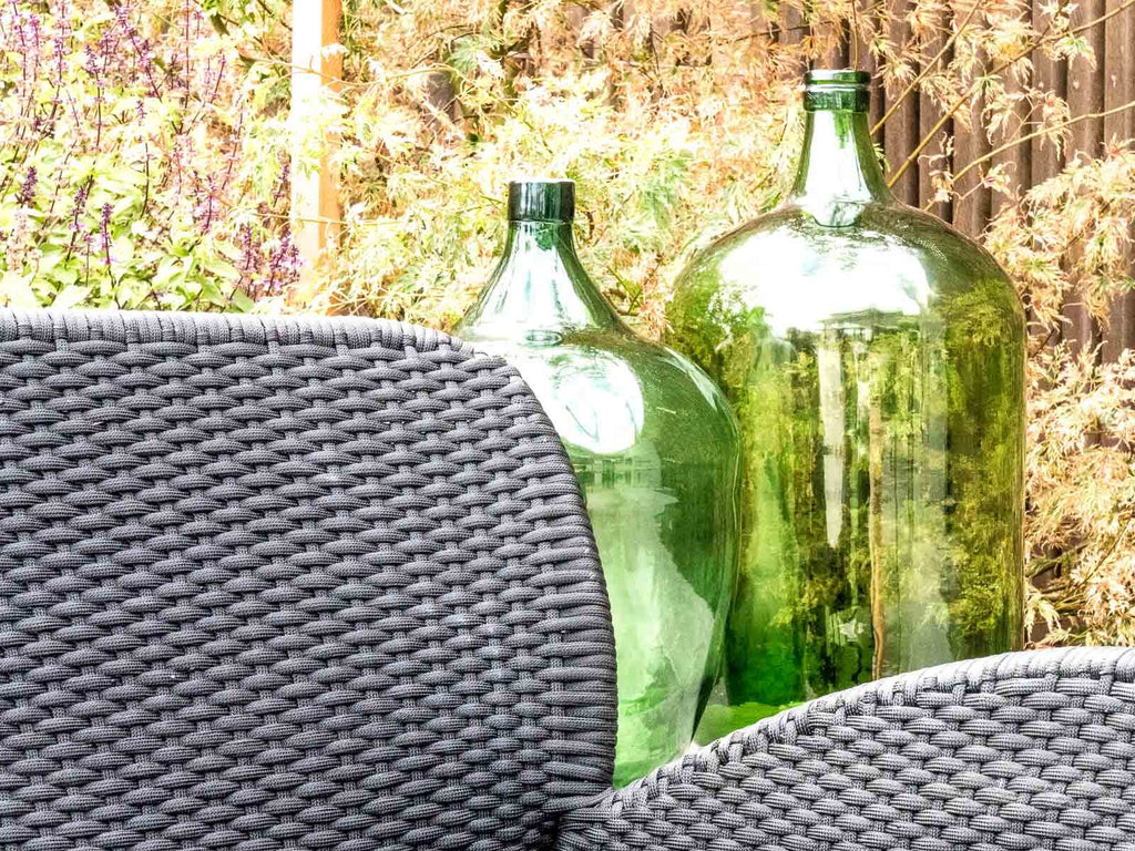 RAIN LOUNGE ARMCHAIR / 4 COLOR CHOICES (INDOOR-OUTDOOR) - Green Design Gallery