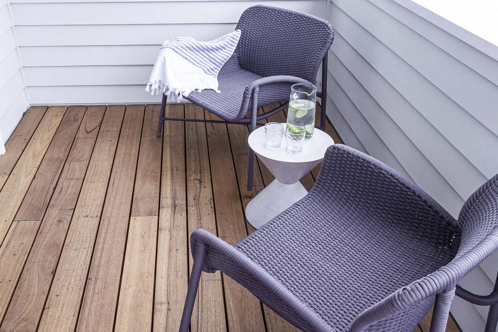 RAIN LOUNGE ARMCHAIR / 4 COLOR CHOICES (INDOOR-OUTDOOR) - Green Design Gallery