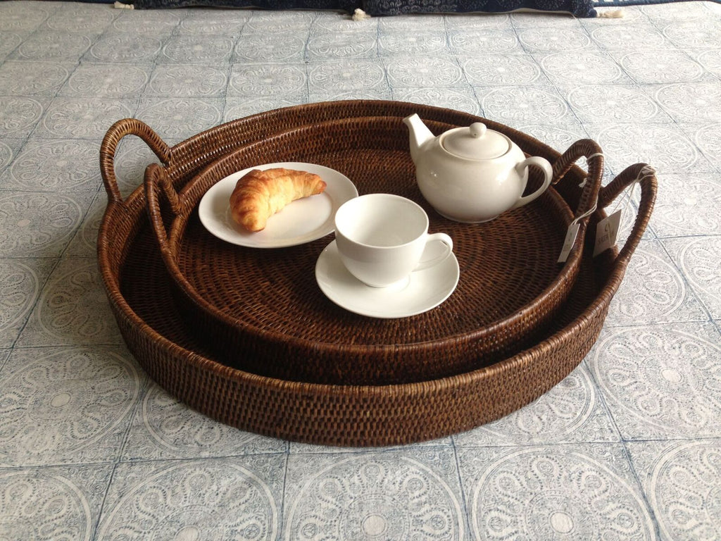 RATTAN ROUND TRAYS | SET OF 2 | 2 COLOR CHOICES - Green Design Gallery