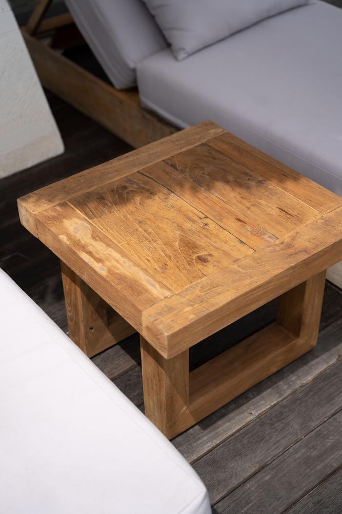 RECLAIMED TEAK SIDE TABLE | NATURAL - Green Design Gallery