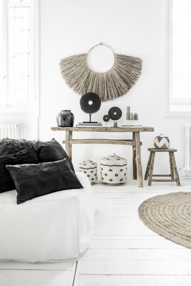 RIVER STONE ON STAND | BLACK | LARGE - Green Design Gallery