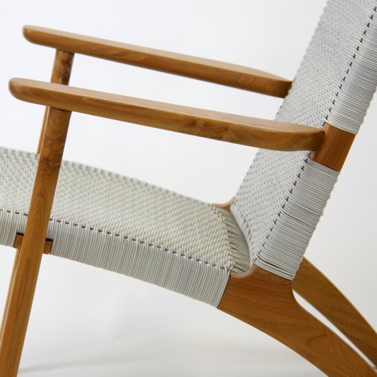 ROXANNE OUTDOOR LOUNGE CHAIR | 2 COLOR CHOICES - Green Design Gallery